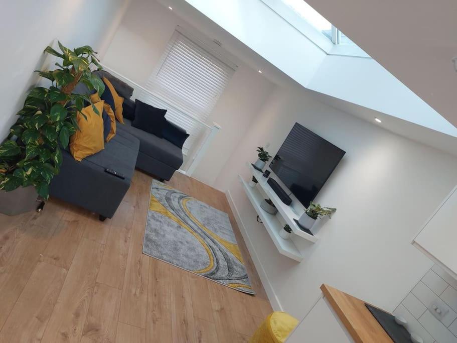 1 Bedroom Modern Duplex Southampton Ngoại thất bức ảnh